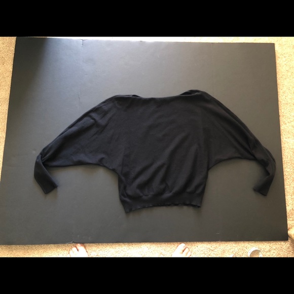 Black soft comfy boatneck sweater size small - Picture 2 of 9